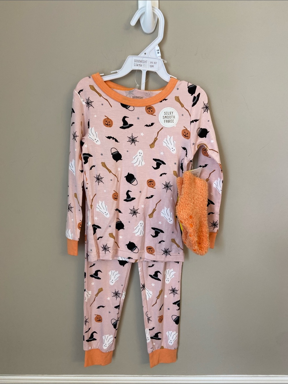Goodnight Llama Kids Halloween-Print Pajama 3 Piece Set, 18 Months, NWT